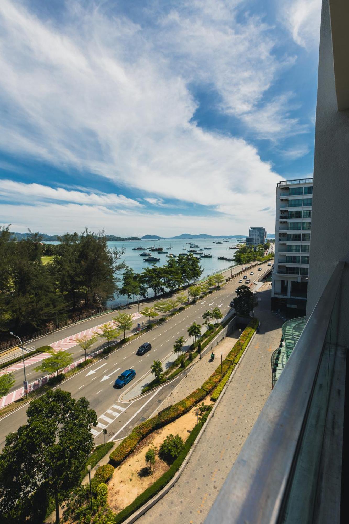 Apartment Seaview 3br The Loft Imago By Haybay Kota Kinabalu