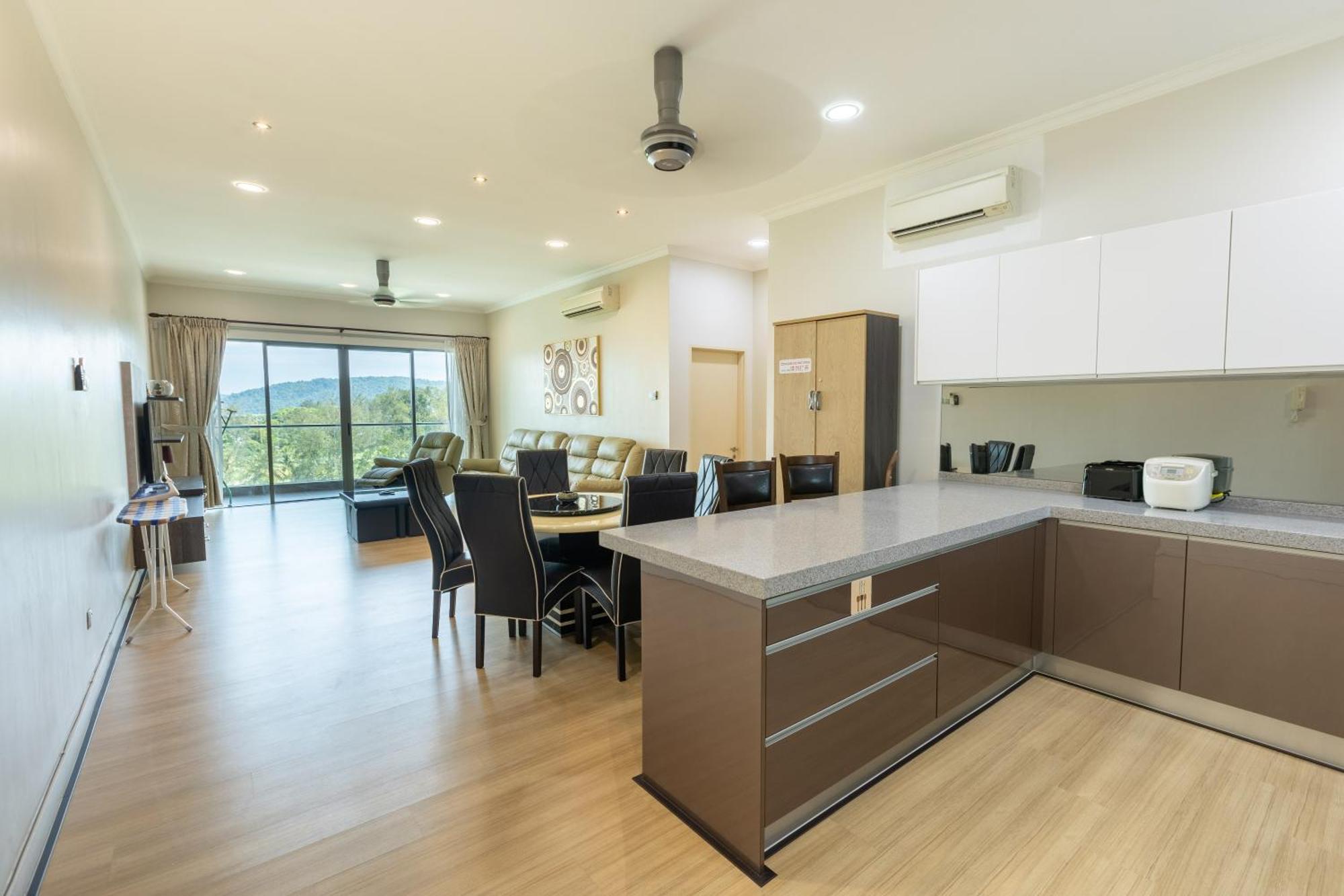 Seaview 3br The Loft Imago By Haybay Apartment *