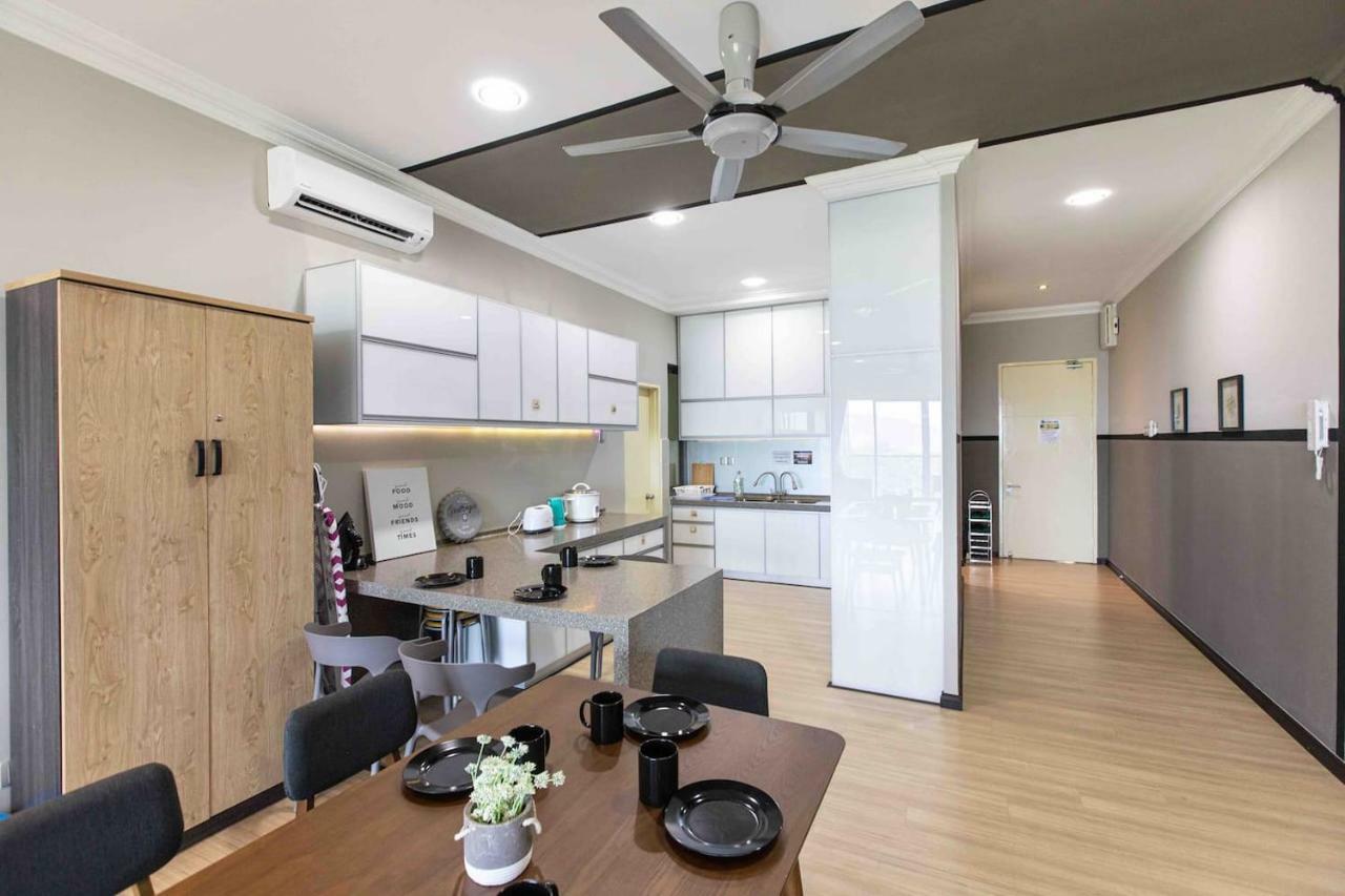 Seaview 3br The Loft Imago By Haybay Apartment *