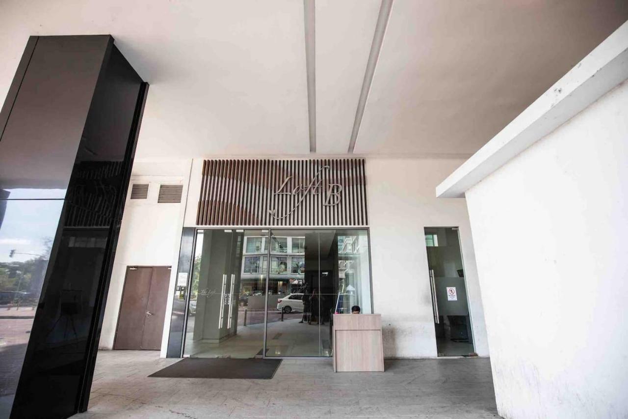 Seaview 3br The Loft Imago By Haybay Apartment *
